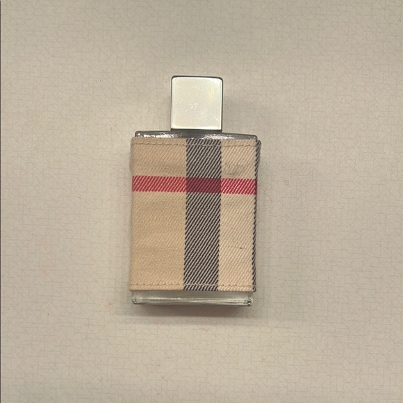 Burberry Fragrance with Plaid Design (full)